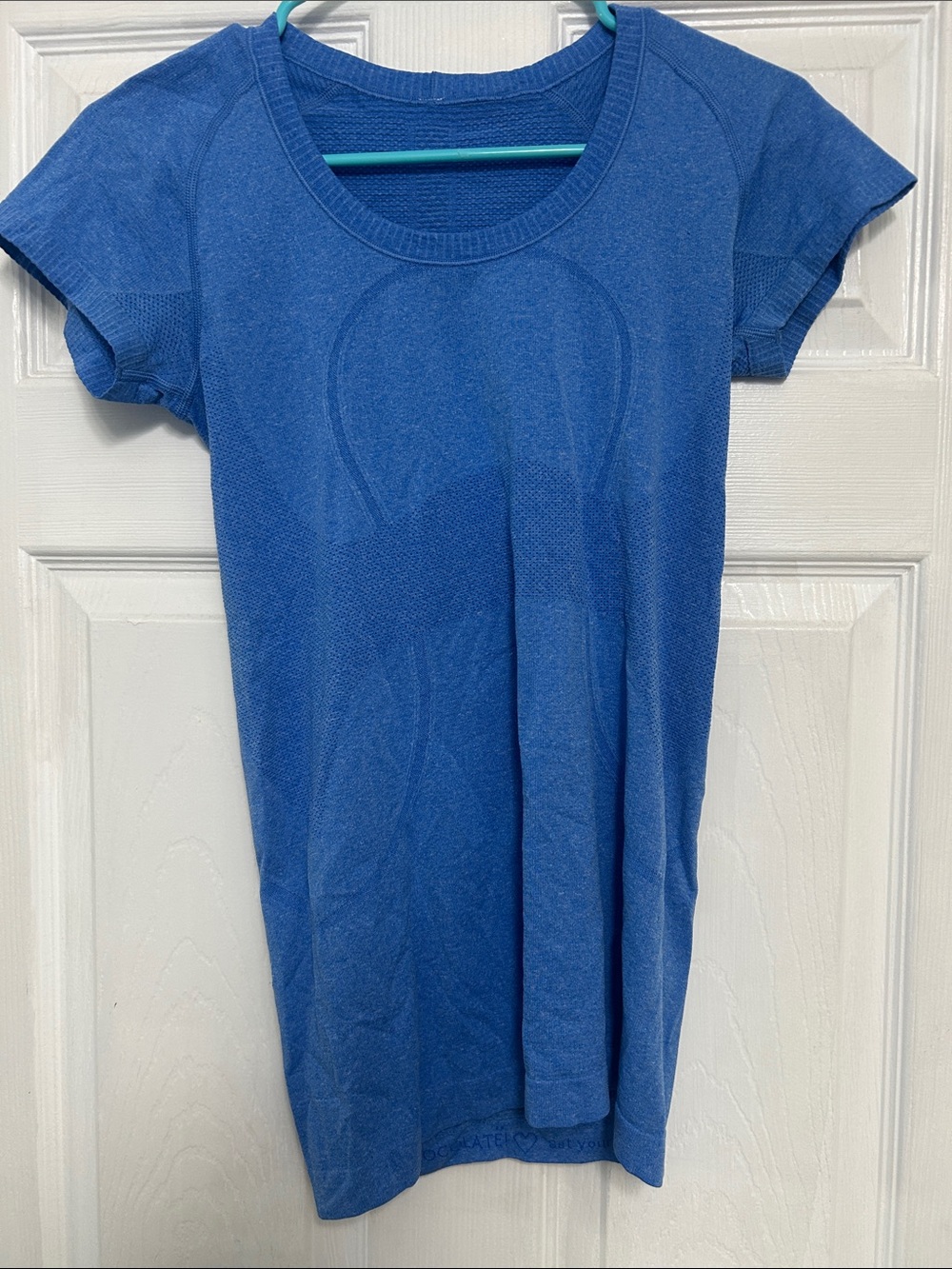 lululemon athletica Blue Short Sleeve Scoop Neck Tee
